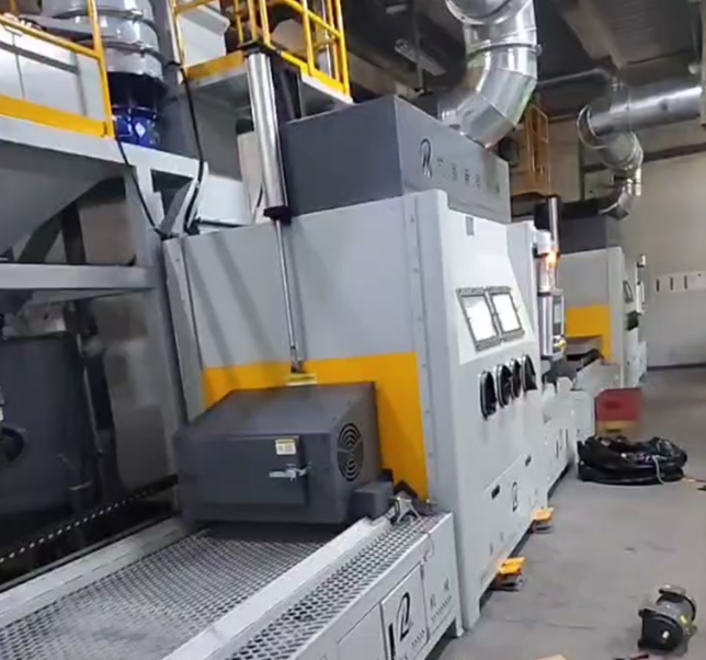 天门抛丸机 vs 喷砂机:工业清理该怎么选?